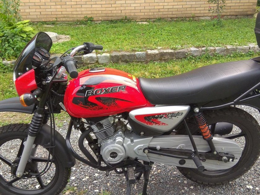 Bajaj Boxer 150