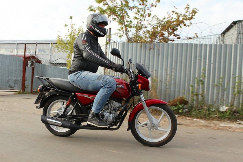 Bajaj Boxer bm150x