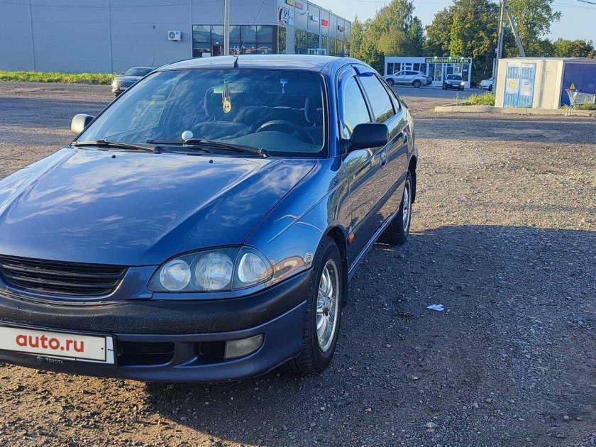 Тойота авенсис 1999