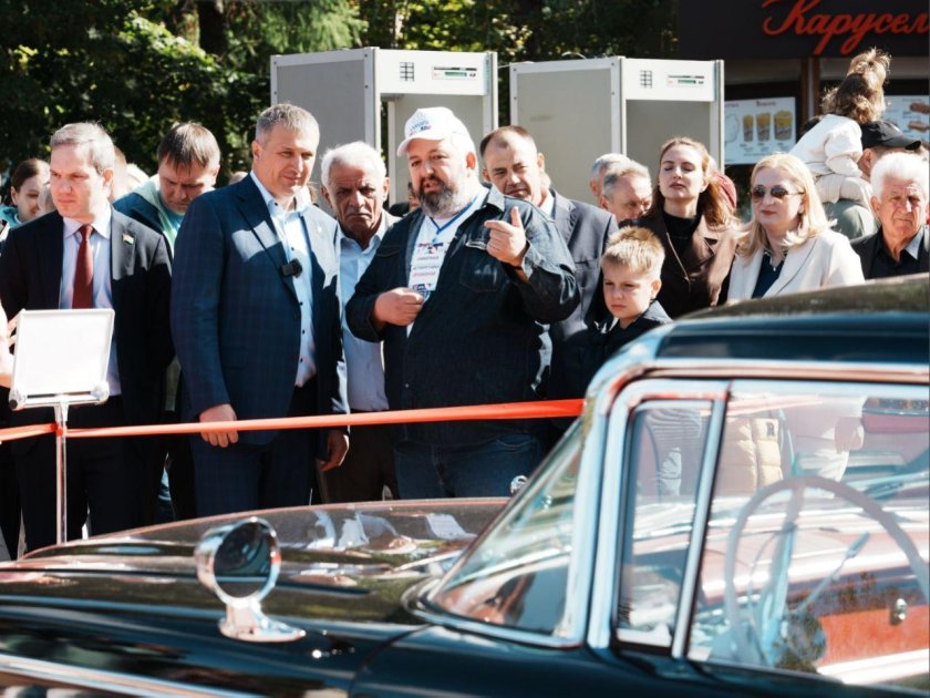 Ретро автомобили