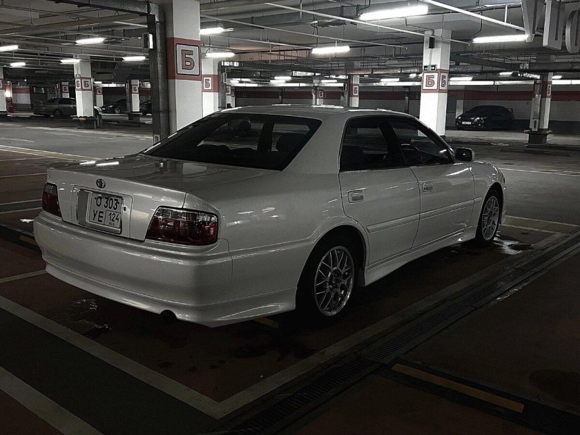 Toyota chaser jzx 100