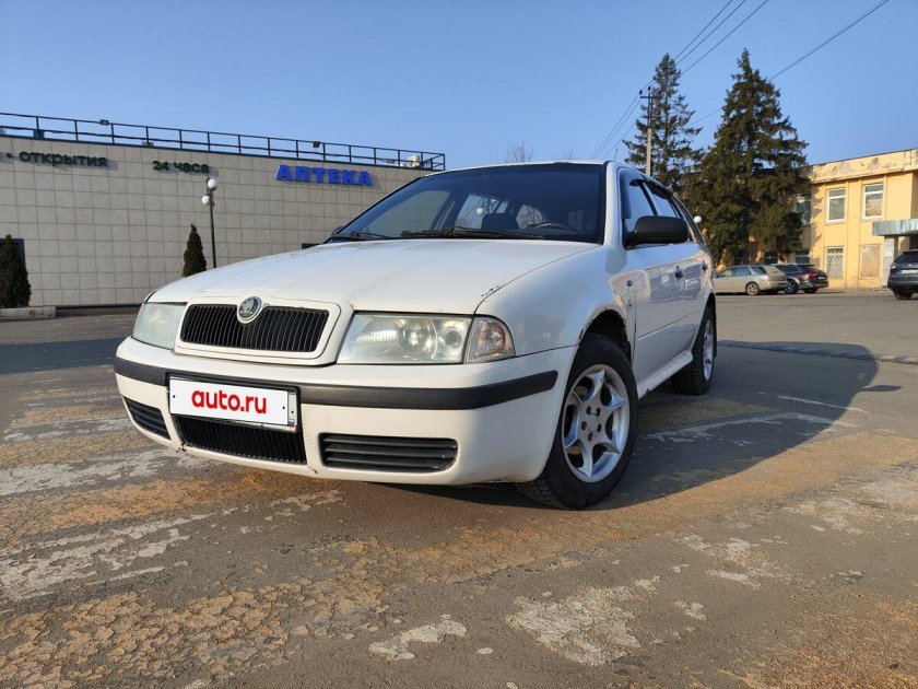 Шкода октавия лифтбек 1997