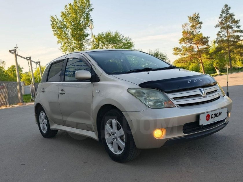 Тойота ист 2003