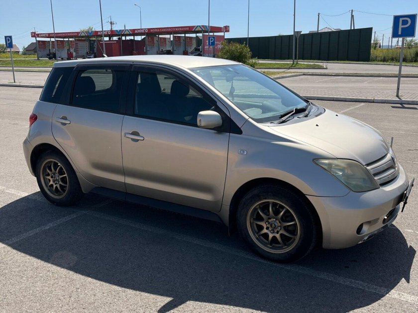 Тойота ист 2002