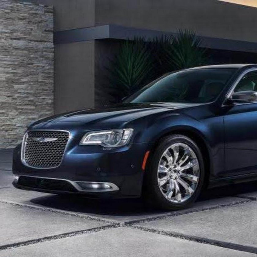 Крайслер 300с седан