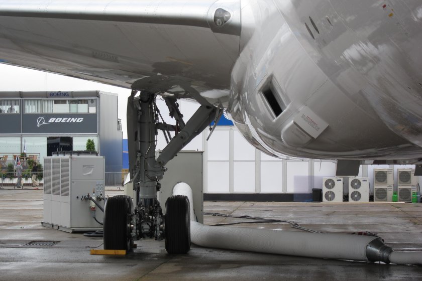 Шасси Боинг 787