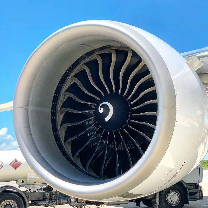 Двигатель Боинг 777