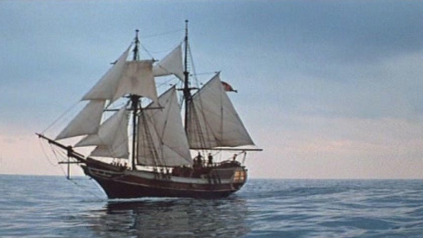 Шхуна Эспаньола остров сокровищ