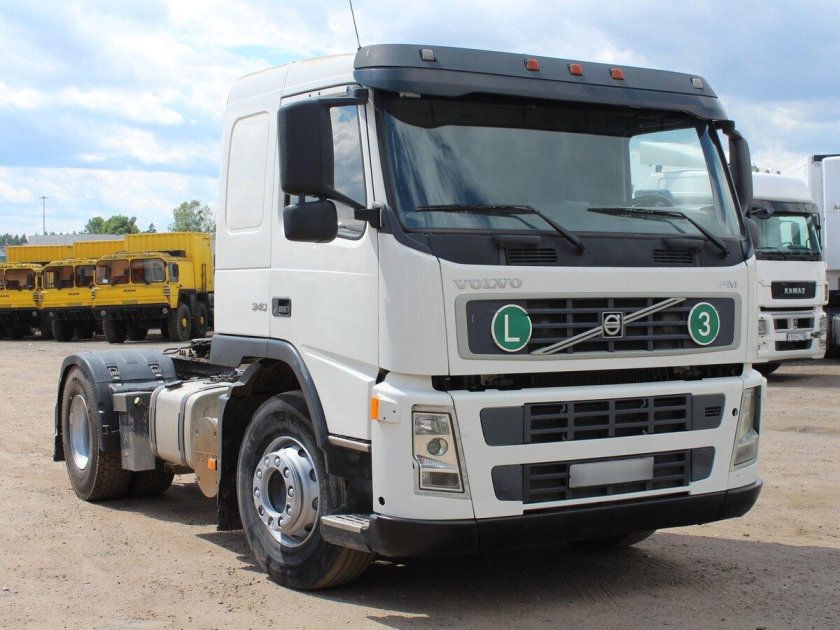 Вольво тягач 2008