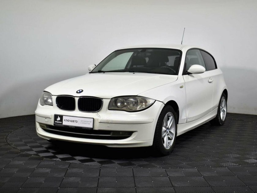 BMW 1 серии 2011