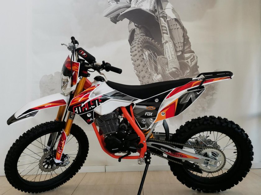 Мотоцикл Regulmoto athlete 250 21/18