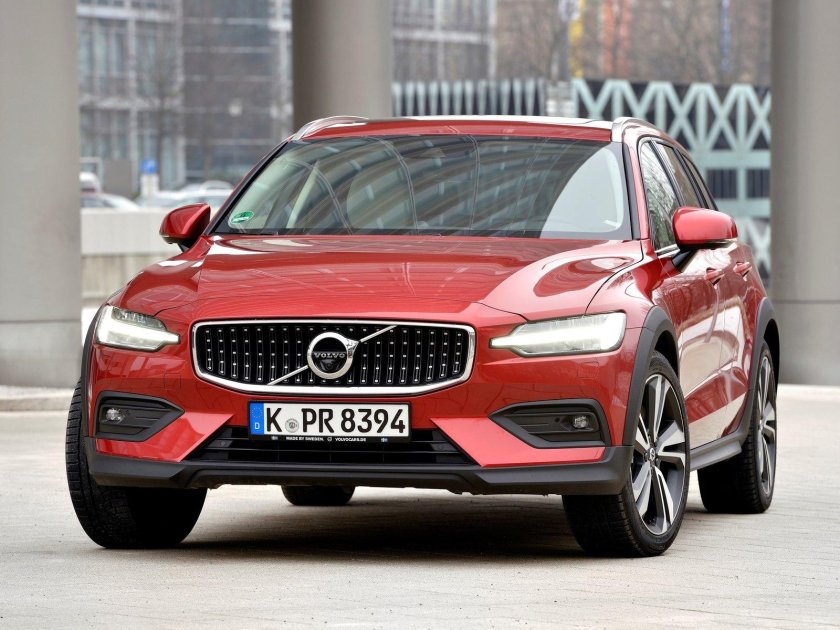 Volvo v60 Cross Country