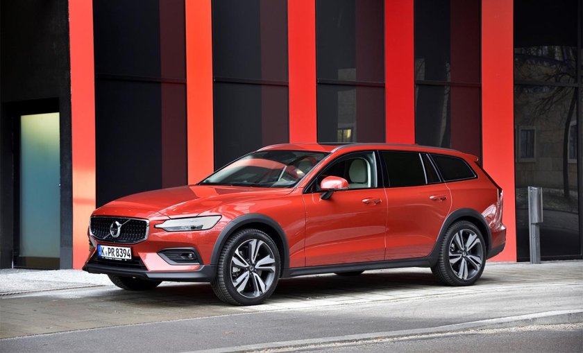 Volvo v60 Cross Country