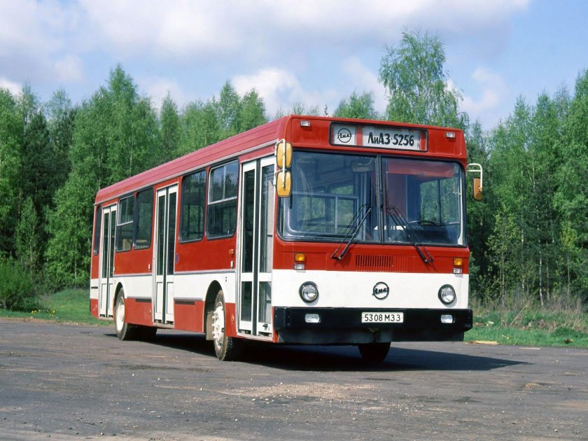 ЛИАЗ-5256 автобус