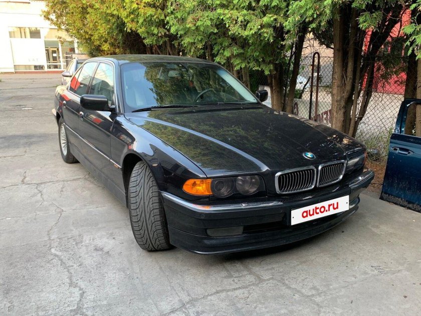 Бмв 7 серии 1998