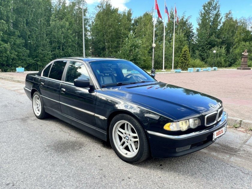 Бмв 7 1998