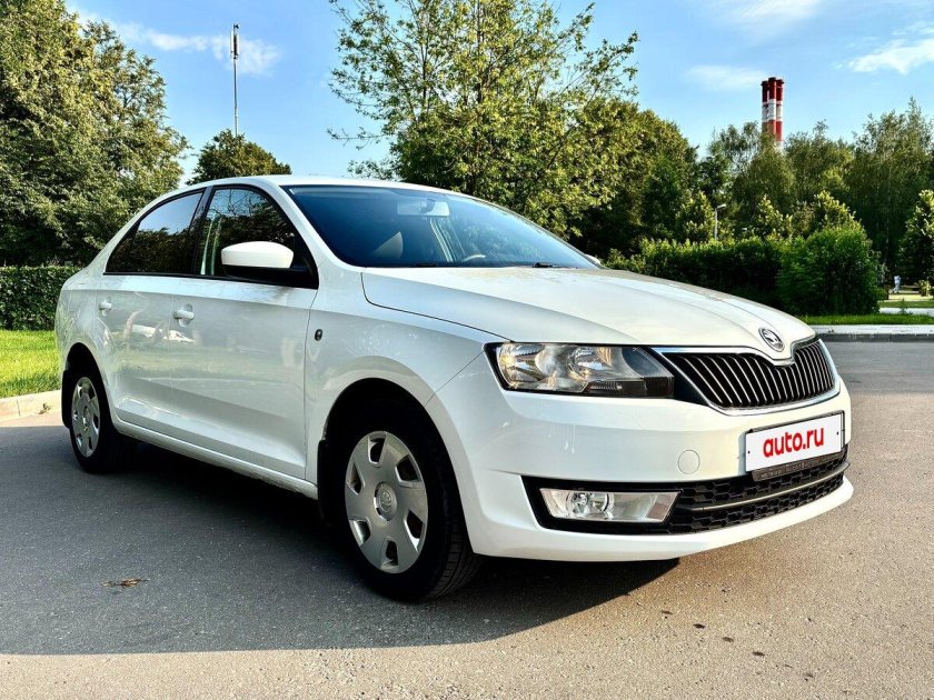 Шкода рапид 2017 белый