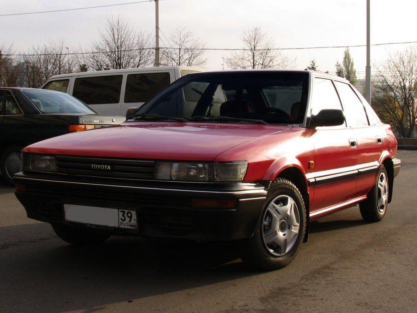 Тойота Королла 1988