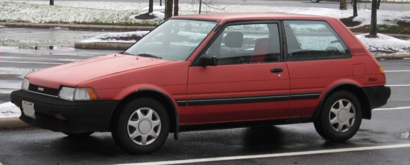 Тойота Королла 1990 хэтчбек