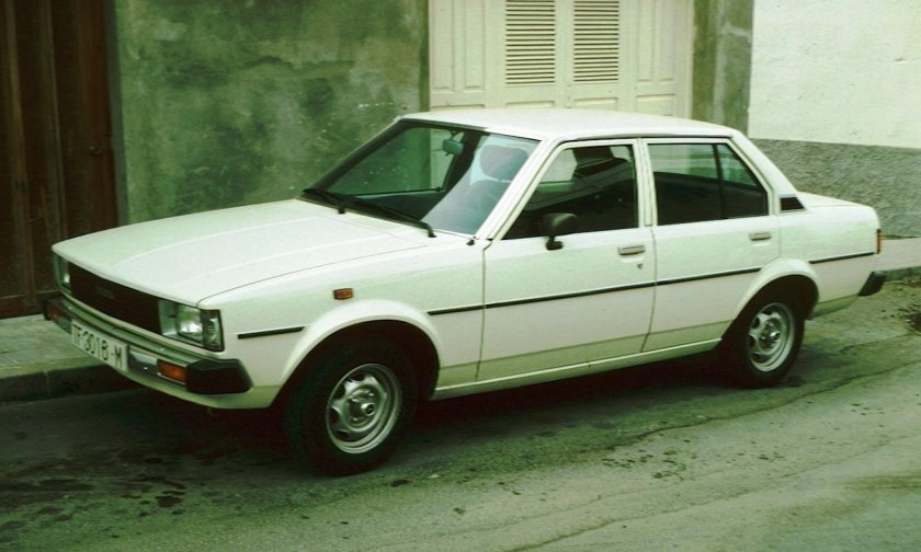 Toyota Corolla e70