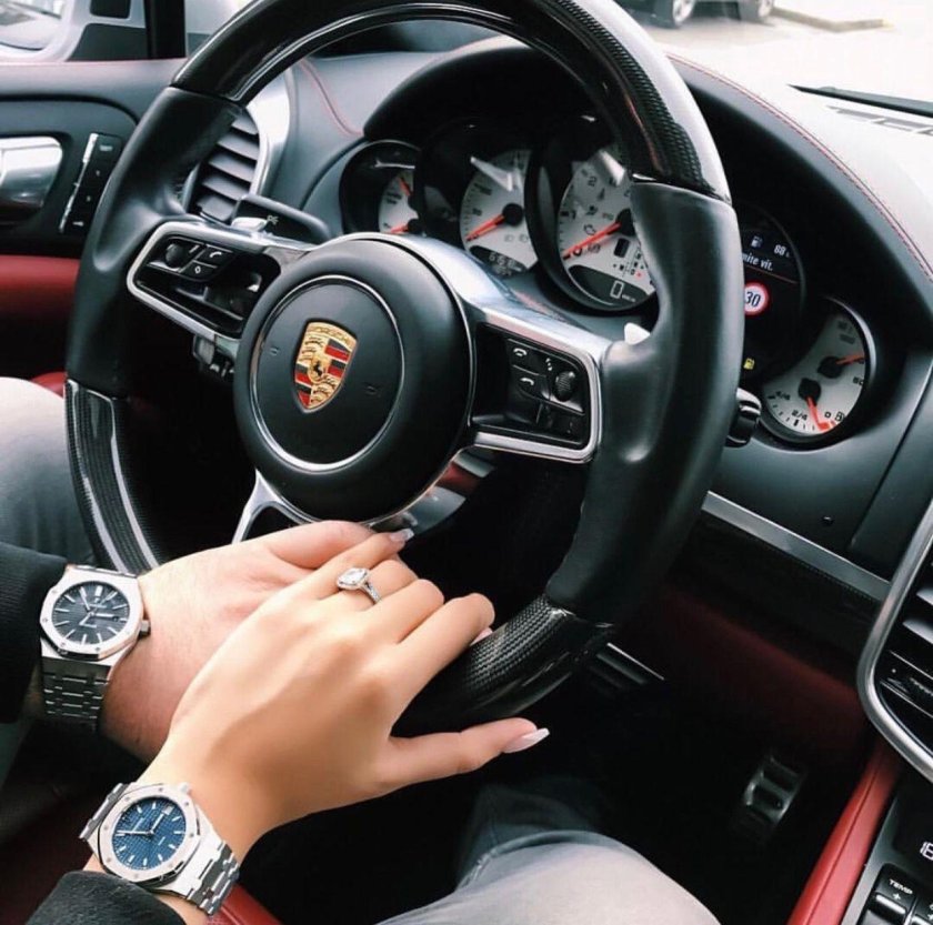 За рулем Порше 911