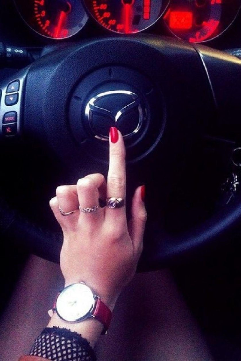 Мазда 6 за рулем