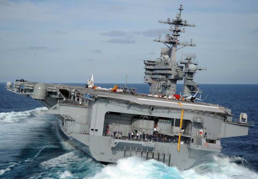 Авианосец CVN-70