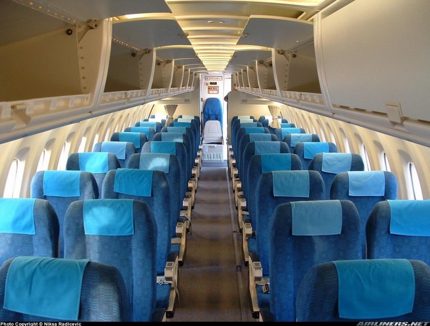 ATR 42 500 самолет салон