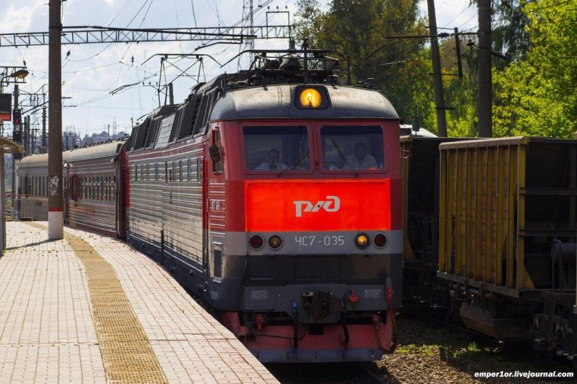 Обкатка электровоза с вагоном-лабораторией