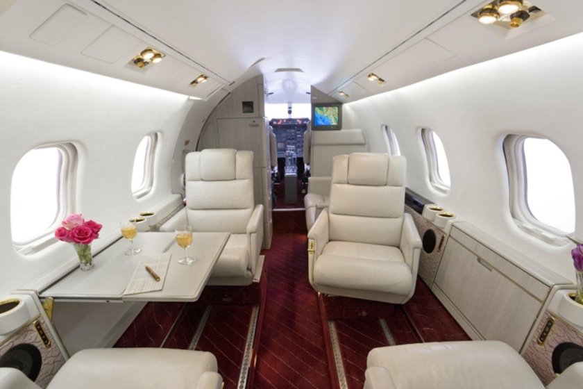 Bombardier challenger 650 салон