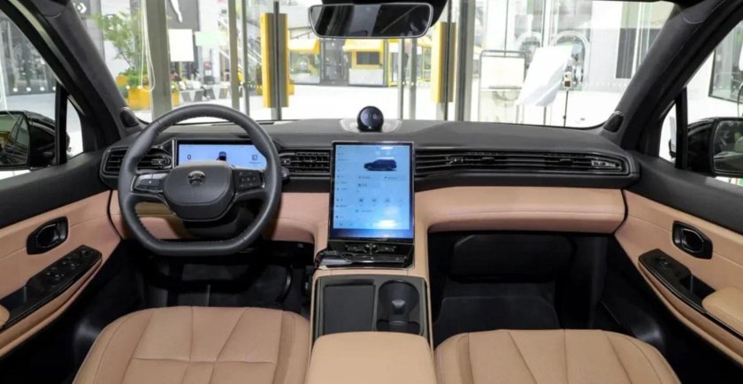 Кроссовер Nio es8