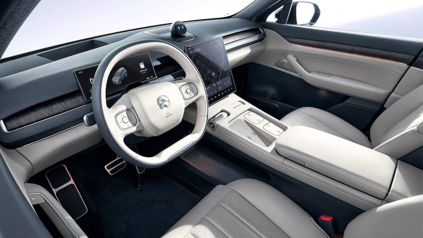 Электромобиль Nio es8