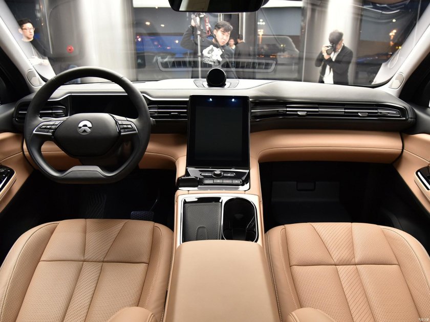 Nio es8 салон
