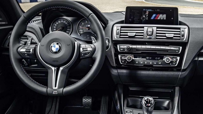 BMW m2 салон