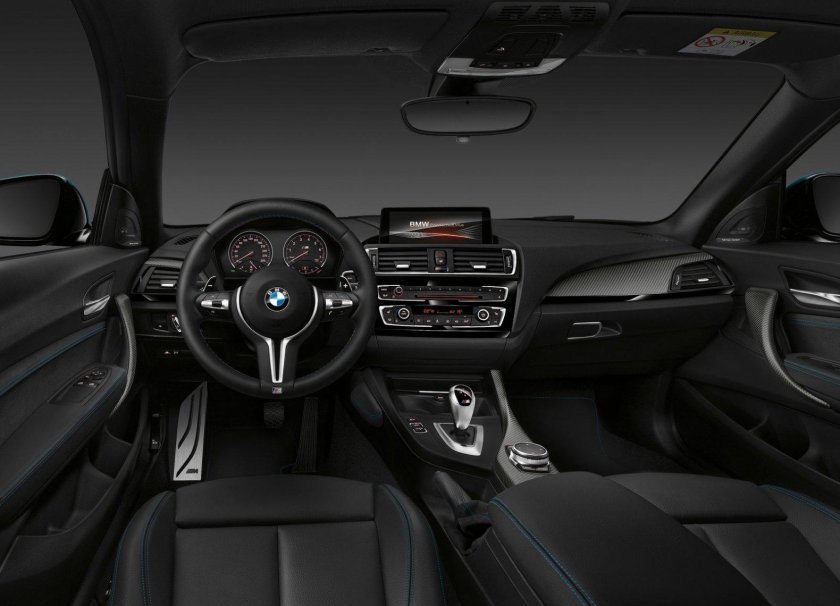 BMW m2 салон