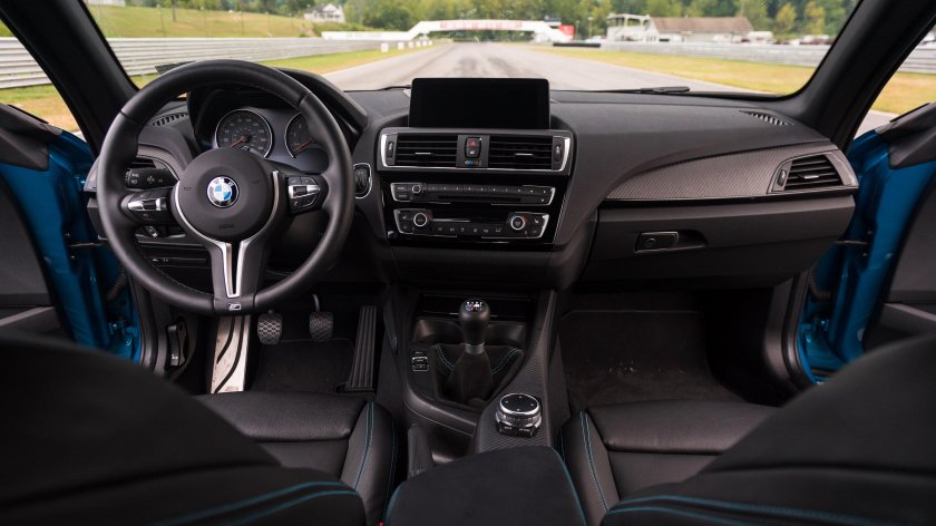 BMW m2 2017 салон