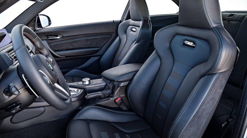 BMW m2 Coupe салон