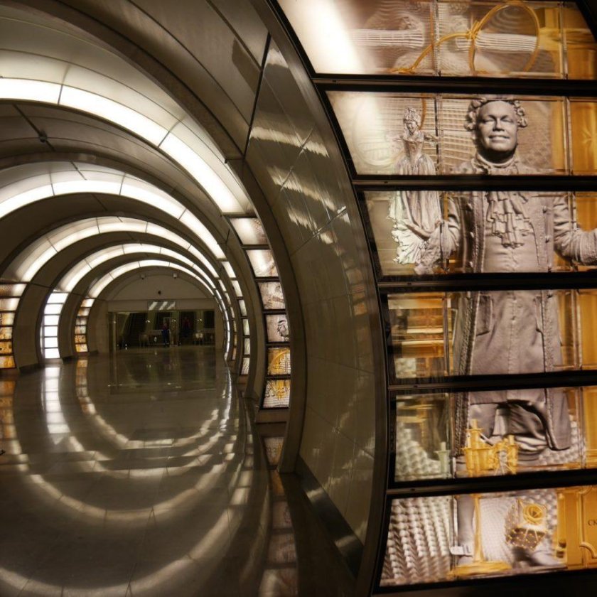 Фонвизинская станция метро