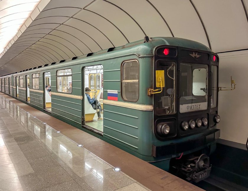 81-717/714 Вагоны