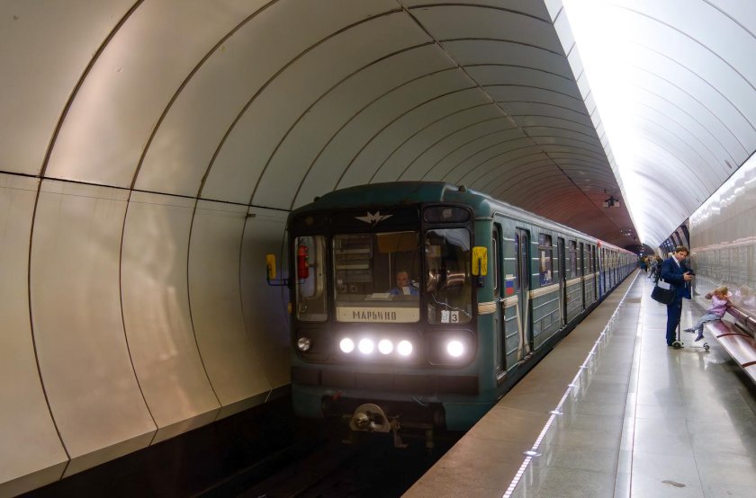 Москва вагон метро