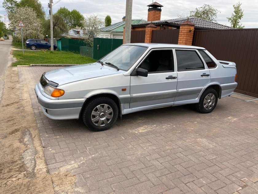 ВАЗ 2115 серебристо голубой