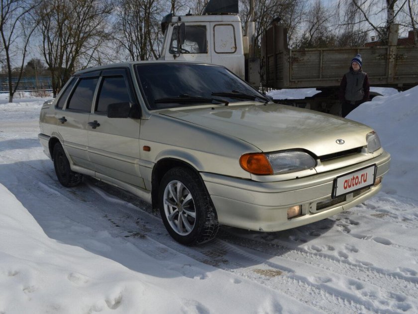 ВАЗ 2115 бежевая