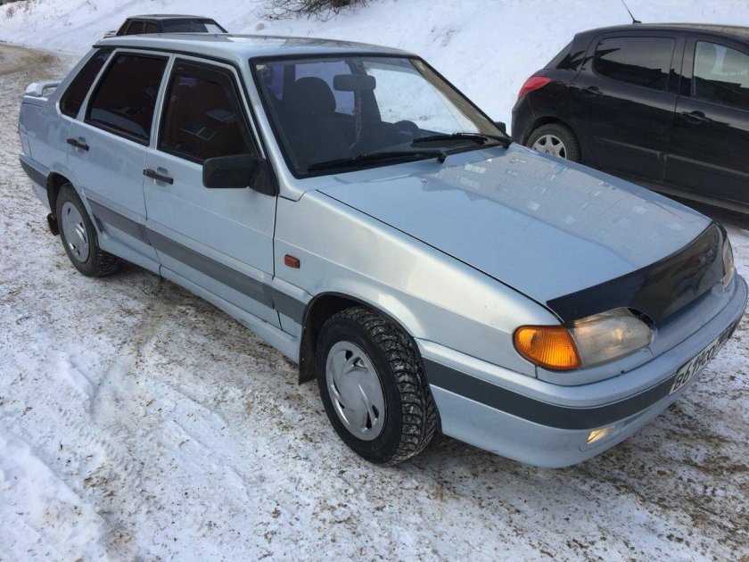 ВАЗ 2115 серебристо желтый