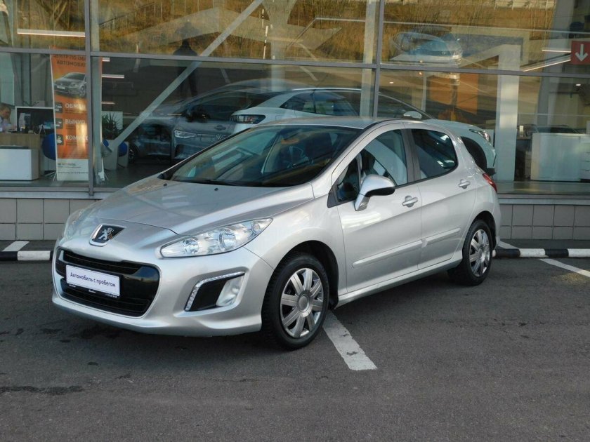 Пежо 308 2012