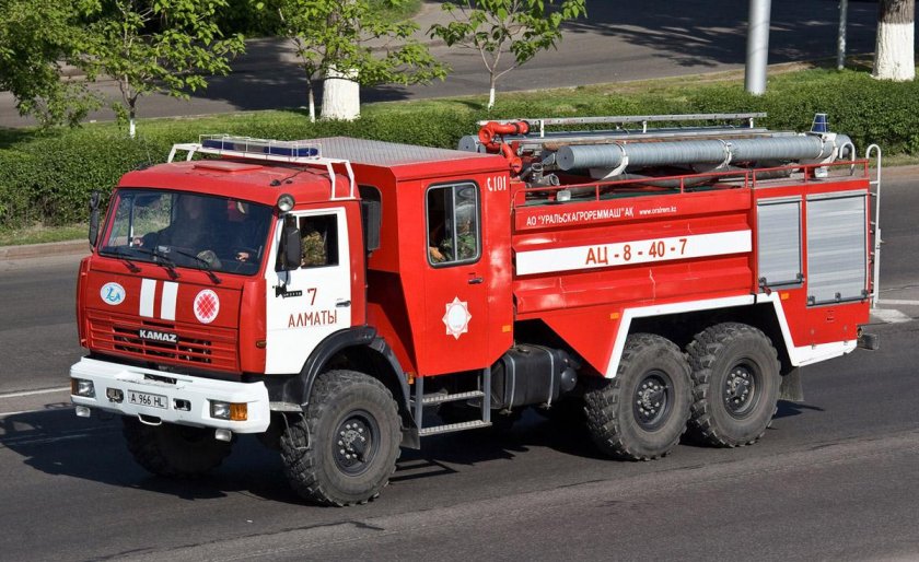 АЦ 8-40 КАМАЗ