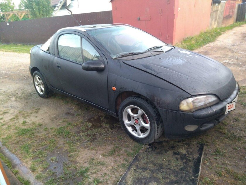 Opel tigra 2000
