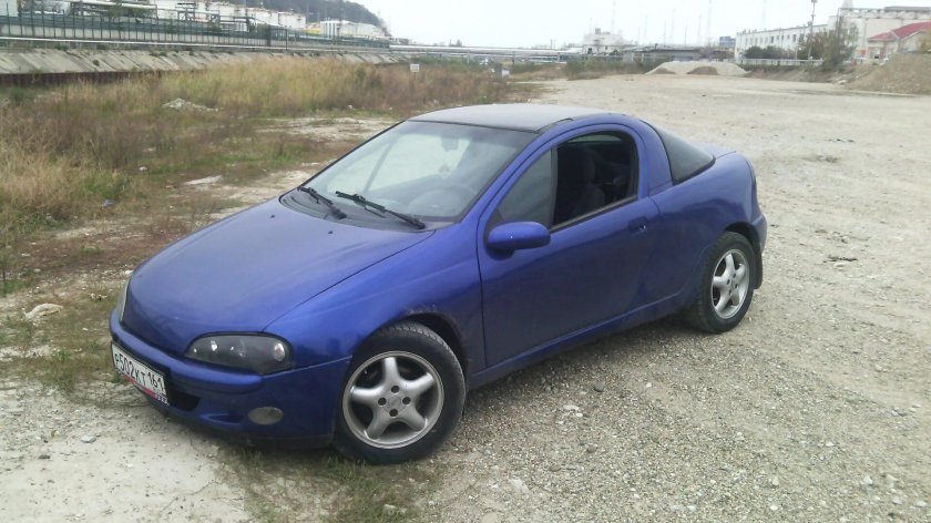 Opel Tigra a 1995 1.4