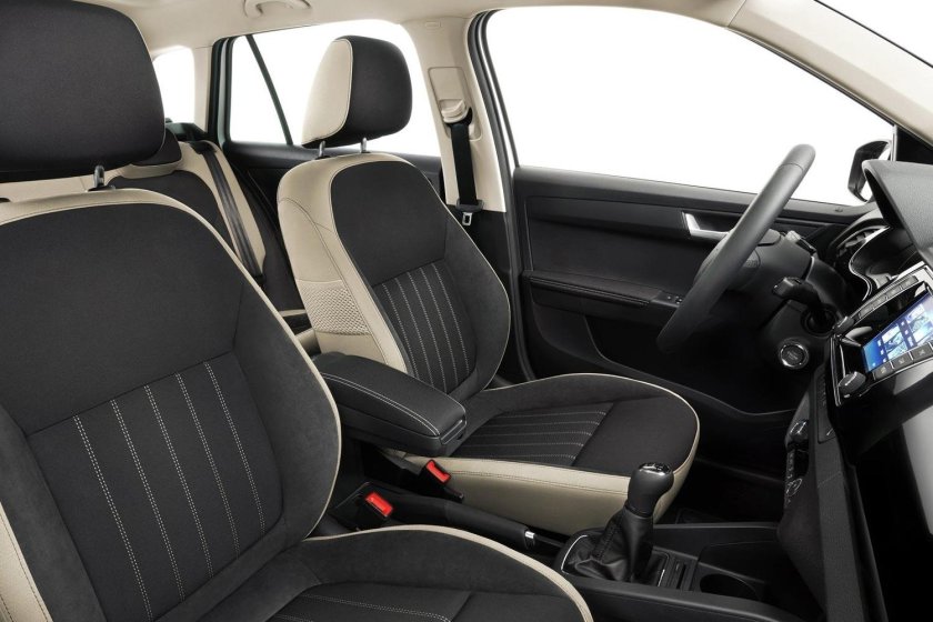 Шкода Фабия 2 салон