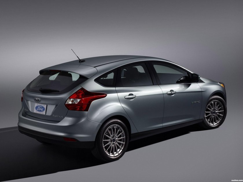 Ford Focus 3 хэтчбек