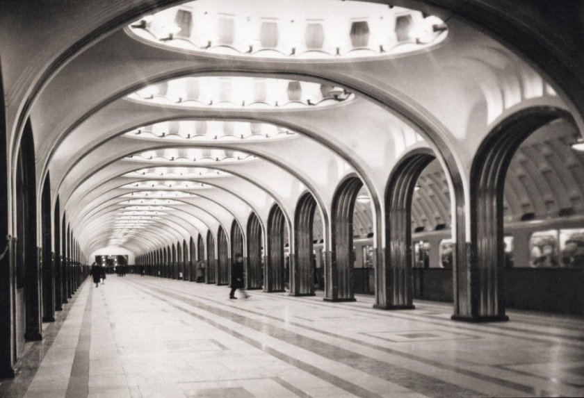 Маяковская станция метро Москва